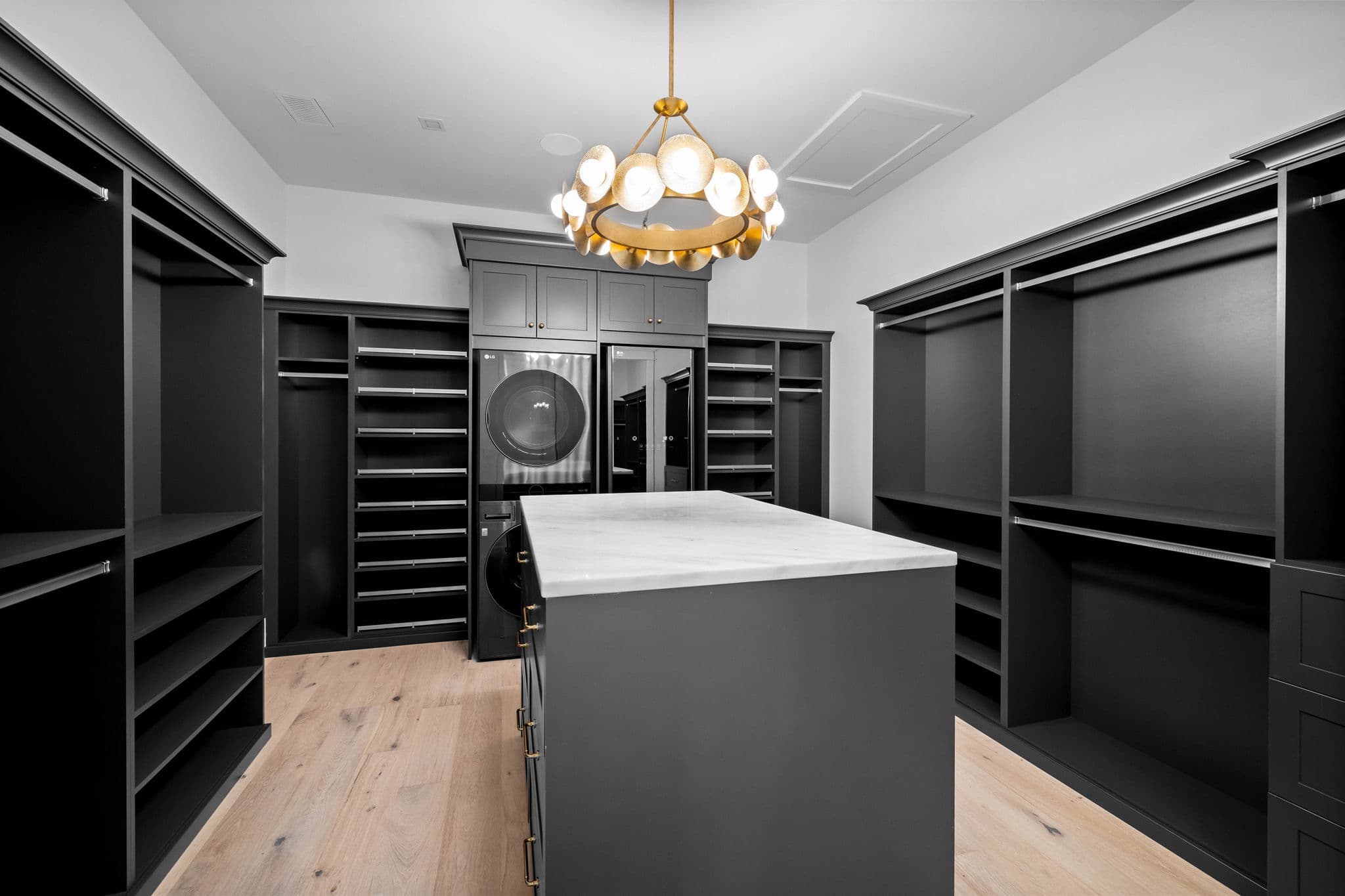 Black Dressing Room