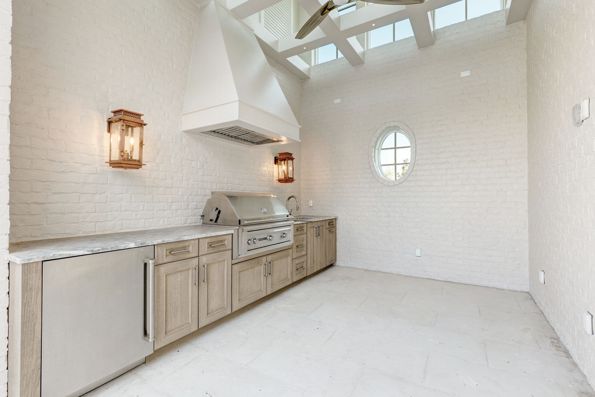 Outdoor Kitchen